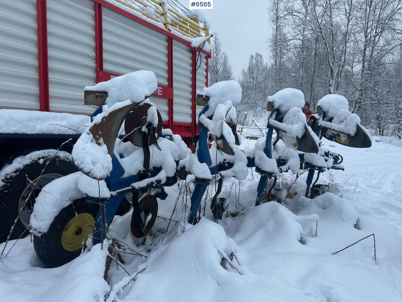 Øverum DX490H 4-blade reversible plough - 土壤耕作设备:图5 Øverum DX490H 4-blade reversible plough - 土壤耕作设备:图5