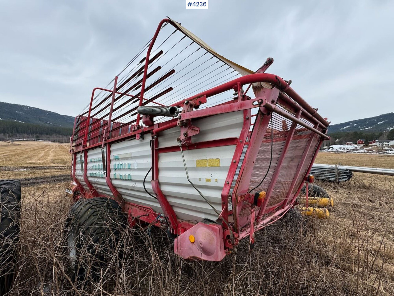 Pottinger 514 MUE Forage wagon - 干草和饲料设备:图2 Pottinger 514 MUE Forage wagon - 干草和饲料设备:图2