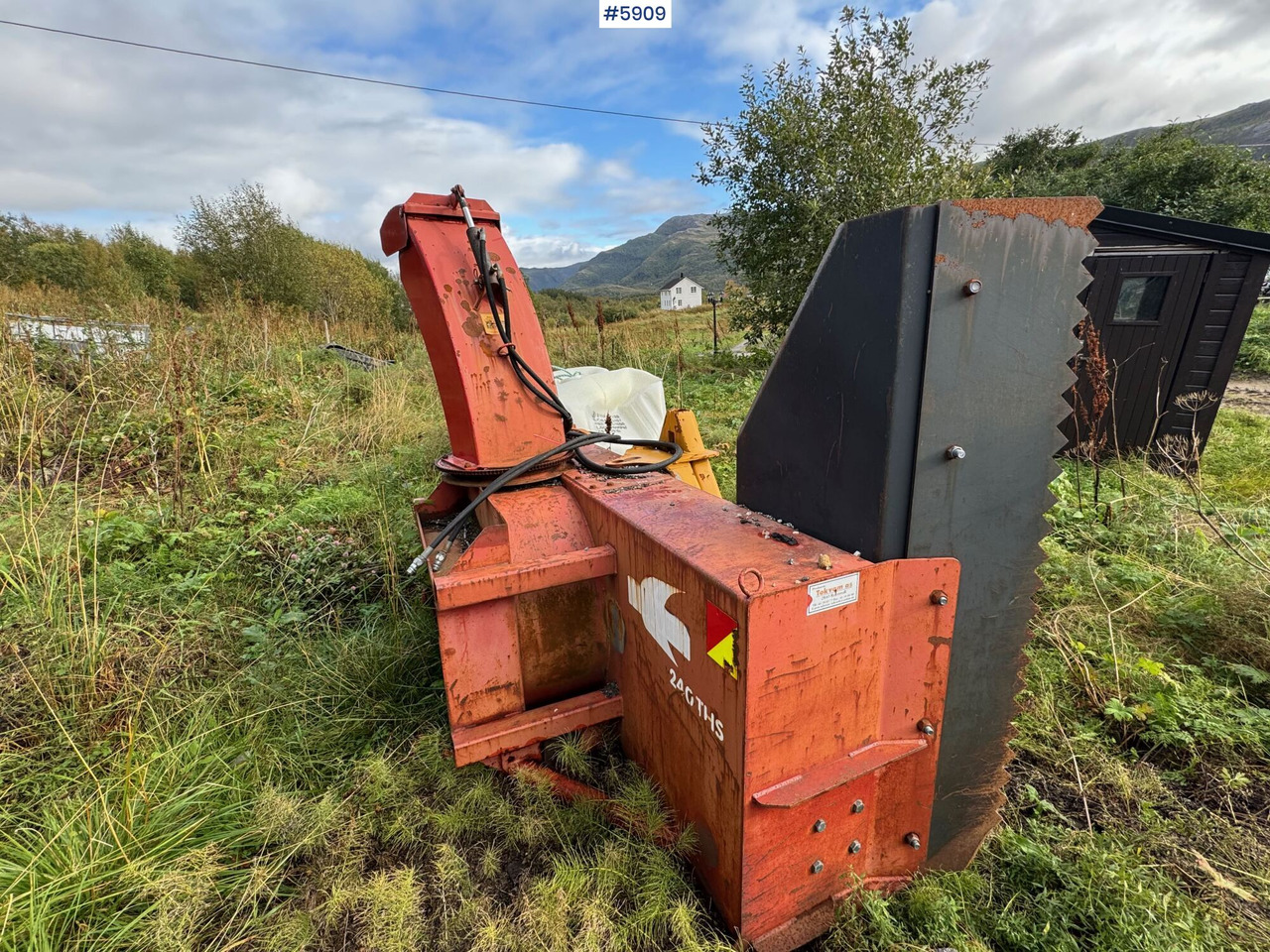 Tokvam 24GTHS snow blower - 市政/ 专用车辆:图2 Tokvam 24GTHS snow blower - 市政/ 专用车辆:图2