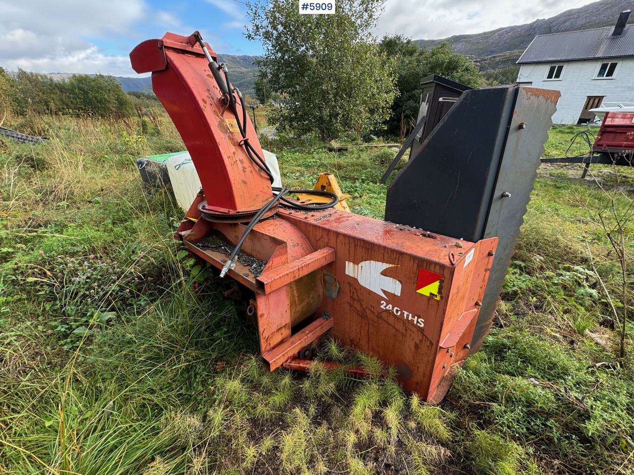 Tokvam 24GTHS snow blower - 市政/ 专用车辆:图1 Tokvam 24GTHS snow blower - 市政/ 专用车辆:图1