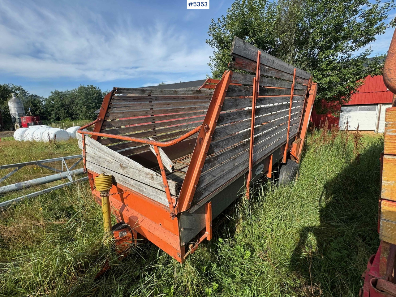 Underhaug unloading trailer - 干草和饲料设备:图1 Underhaug unloading trailer - 干草和饲料设备:图1