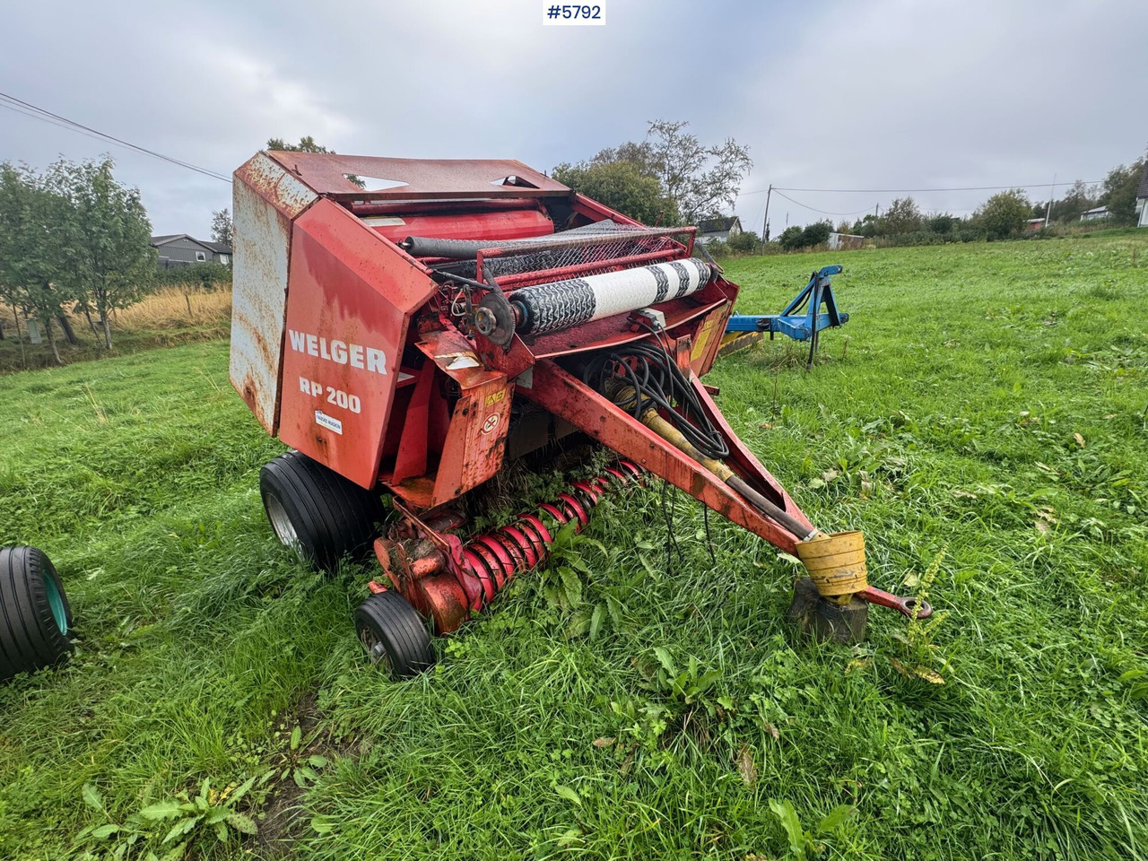 Welger RP 200 Mastercut round baler. Partially repaired object. - 干草和饲料设备:图1 Welger RP 200 Mastercut round baler. Partially repaired object. - 干草和饲料设备:图1