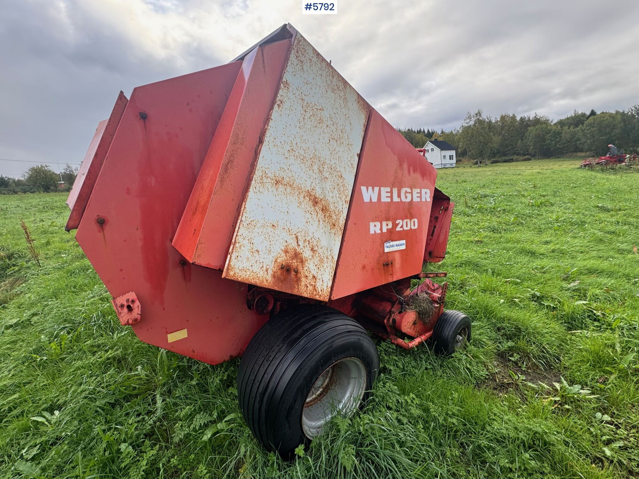 Welger RP 200 Mastercut round baler. Partially repaired object. - 干草和饲料设备:图4 Welger RP 200 Mastercut round baler. Partially repaired object. - 干草和饲料设备:图4