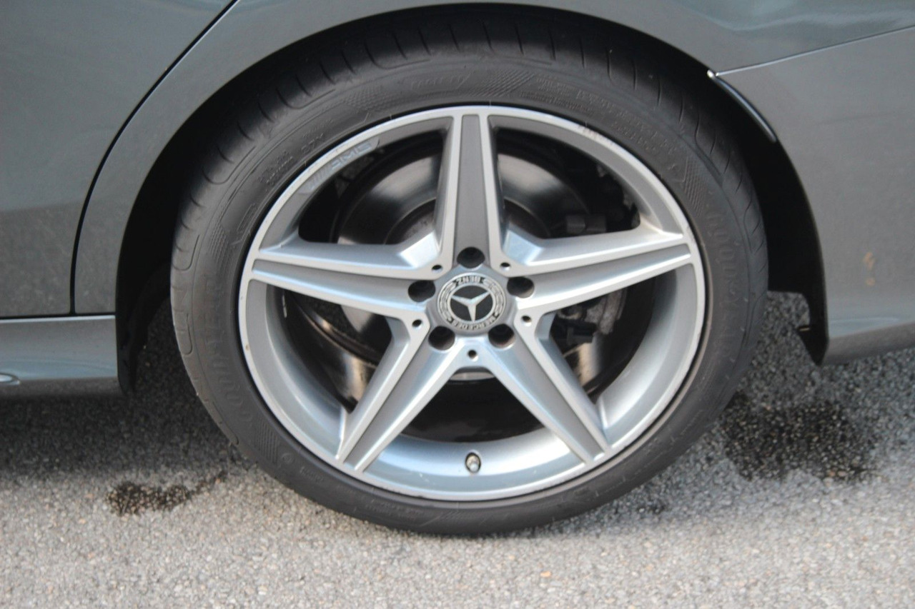 Mercedes-Benz C 220d T BlueTec AMG LED ACC LEDER - 旅行车:图5 Mercedes-Benz C 220d T BlueTec AMG LED ACC LEDER - 旅行车:图5