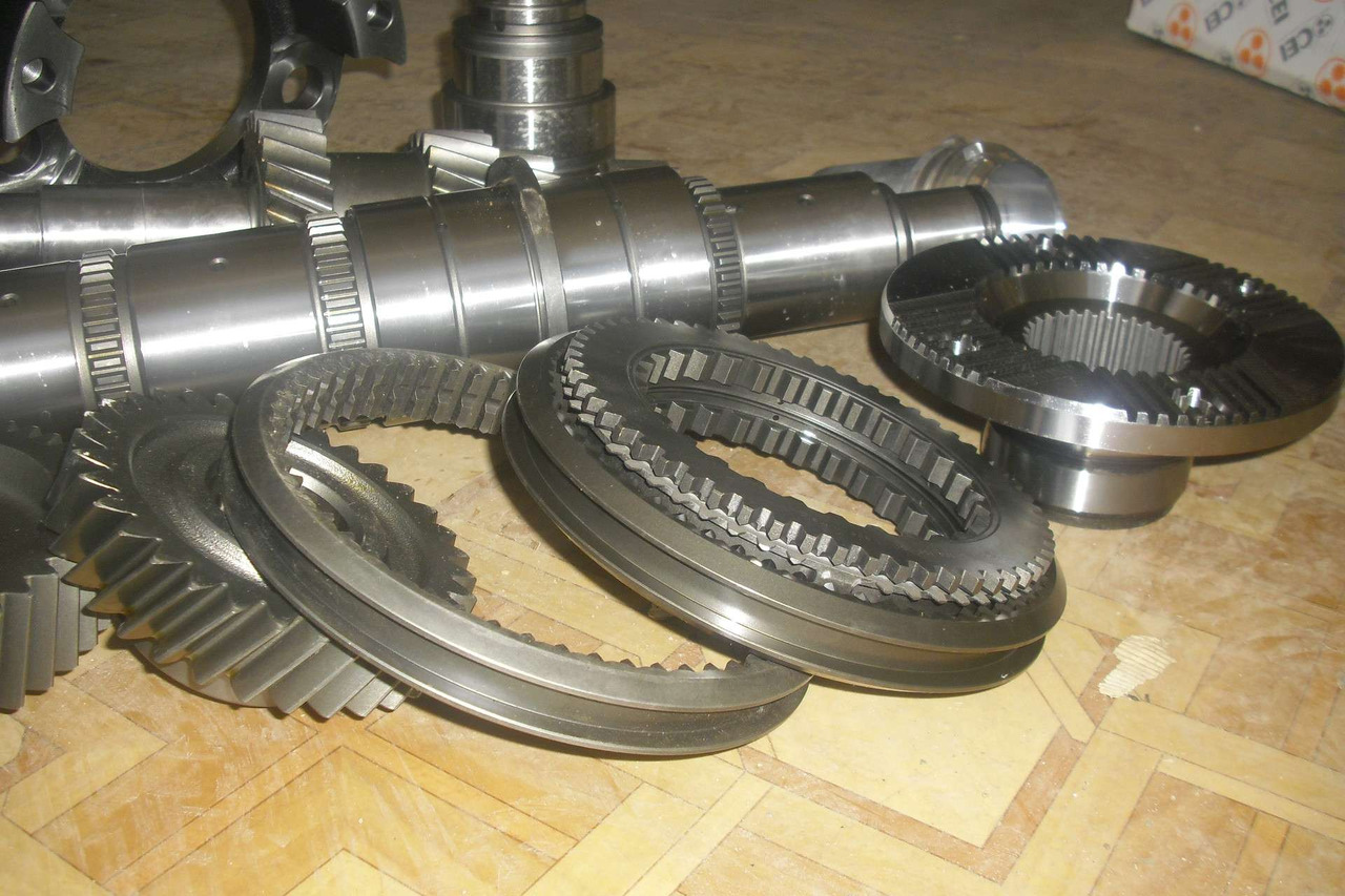 Spare parts for gearboxes Different - 变速箱及其零件 适用于 卡车:图3 Spare parts for gearboxes Different - 变速箱及其零件 适用于 卡车:图3