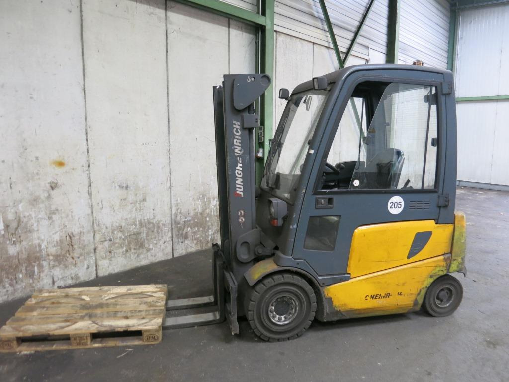 JUNGHEINRICH EFG 425 K - 电动叉车:图1 JUNGHEINRICH EFG 425 K - 电动叉车:图1