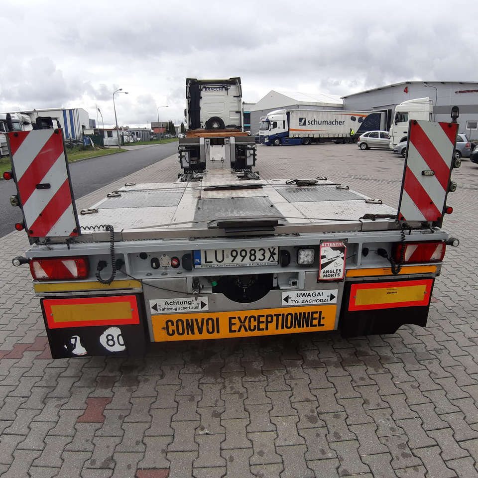 BERTOJA S36 Niskopodłogowa Tiefbett 2 osiowy 2011 r. - 低装载半拖车:图2 BERTOJA S36 Niskopodłogowa Tiefbett 2 osiowy 2011 r. - 低装载半拖车:图2