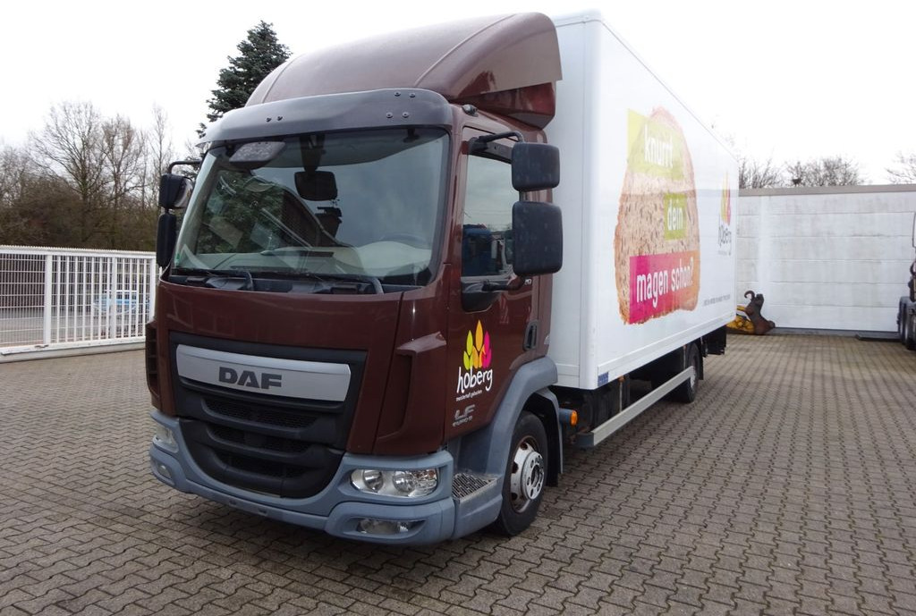 DAF LF 220 Koffer mit Palfinger LBW 4x2 - 厢式货车:图1 DAF LF 220 Koffer mit Palfinger LBW 4x2 - 厢式货车:图1