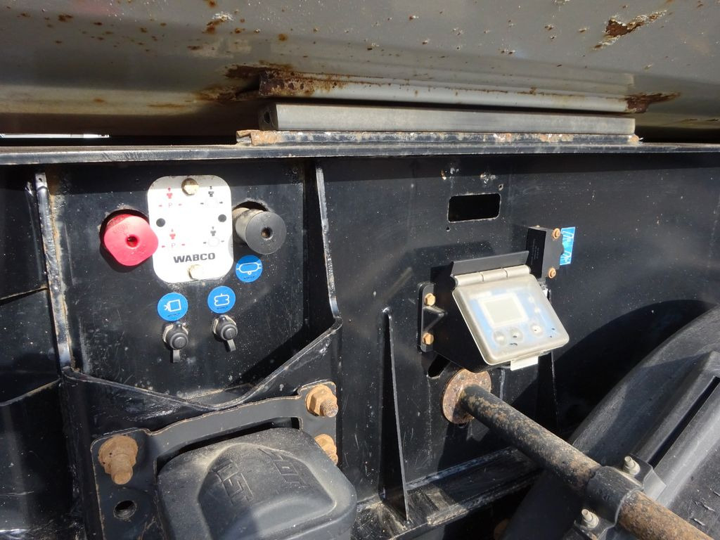 翻斗半拖车 Kögel SKM24 Stahl Kippauflieger mit 3 Achsen：图11