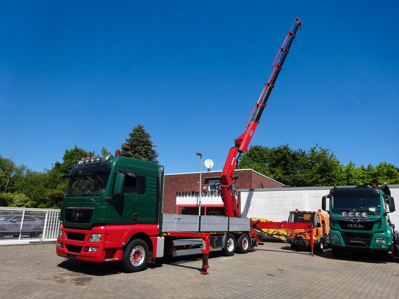 MAN 26.480 TGX + MKG HLK531 Kran +Lift-Lenkachse - 栏板式/ 平板卡车, 起重车:图4 MAN 26.480 TGX + MKG HLK531 Kran +Lift-Lenkachse - 栏板式/ 平板卡车, 起重车:图4