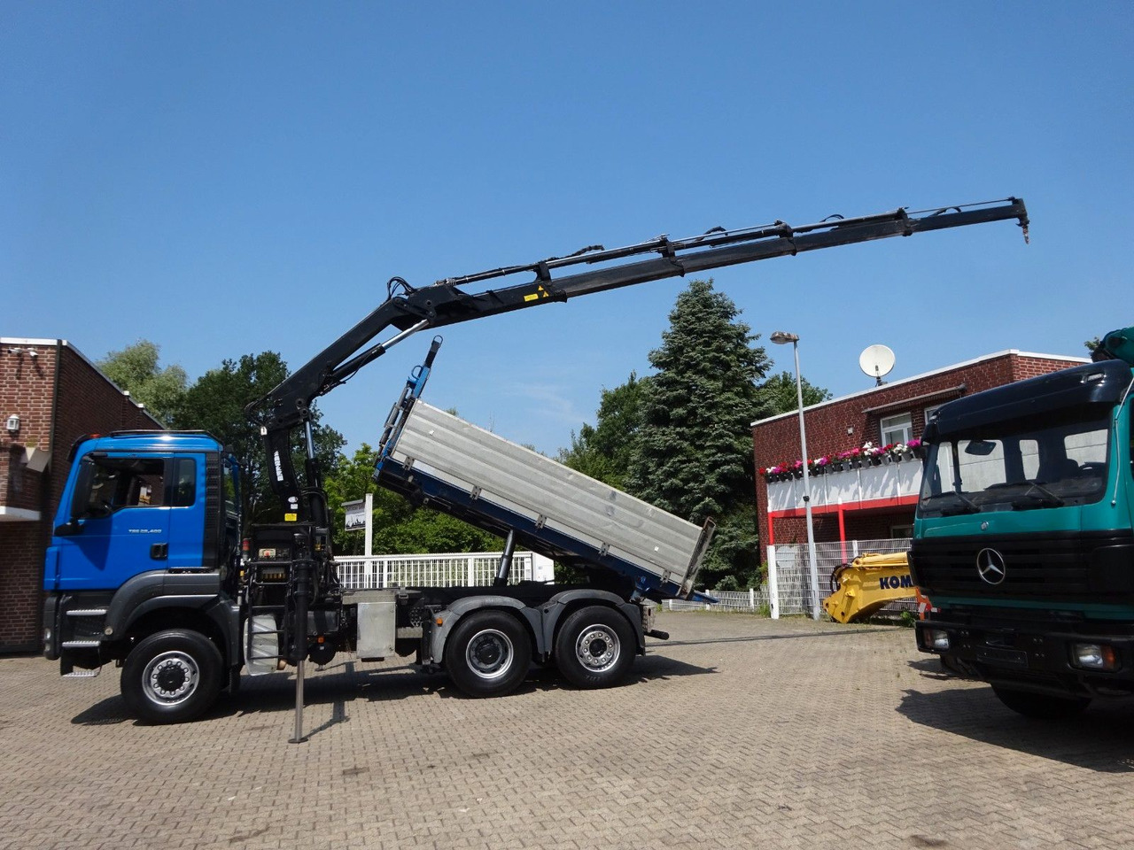 MAN 28.400 TGS 3Skipper+HIAB 166 E-4 HIPRPO 6x4-4 - 翻斗车, 起重车:图3 MAN 28.400 TGS 3Skipper+HIAB 166 E-4 HIPRPO 6x4-4 - 翻斗车, 起重车:图3