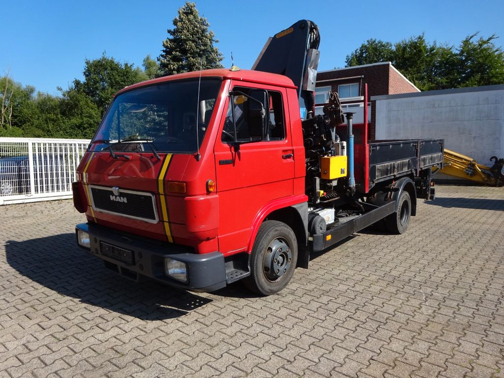 MAN 9.150 Pritsche + Effer 953S Dachdeckerkran 4x2 - 起重车, 栏板式/ 平板卡车:图1 MAN 9.150 Pritsche + Effer 953S Dachdeckerkran 4x2 - 起重车, 栏板式/ 平板卡车:图1