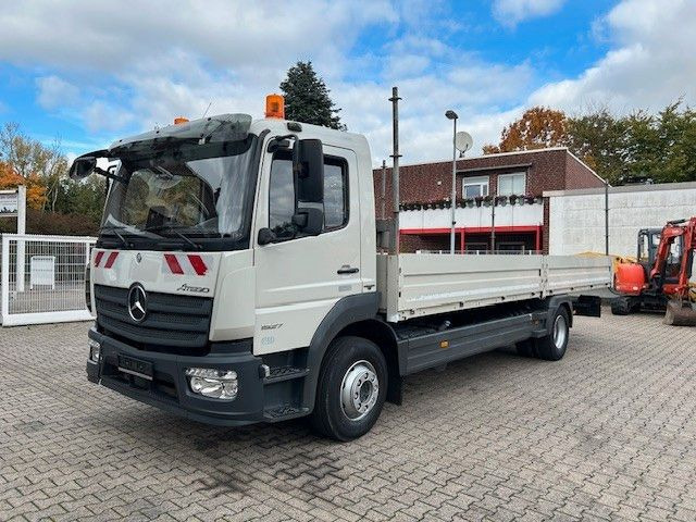 Mercedes-Benz 1527 Atego Pritsche 4x2 - 栏板式/ 平板卡车:图2 Mercedes-Benz 1527 Atego Pritsche 4x2 - 栏板式/ 平板卡车:图2