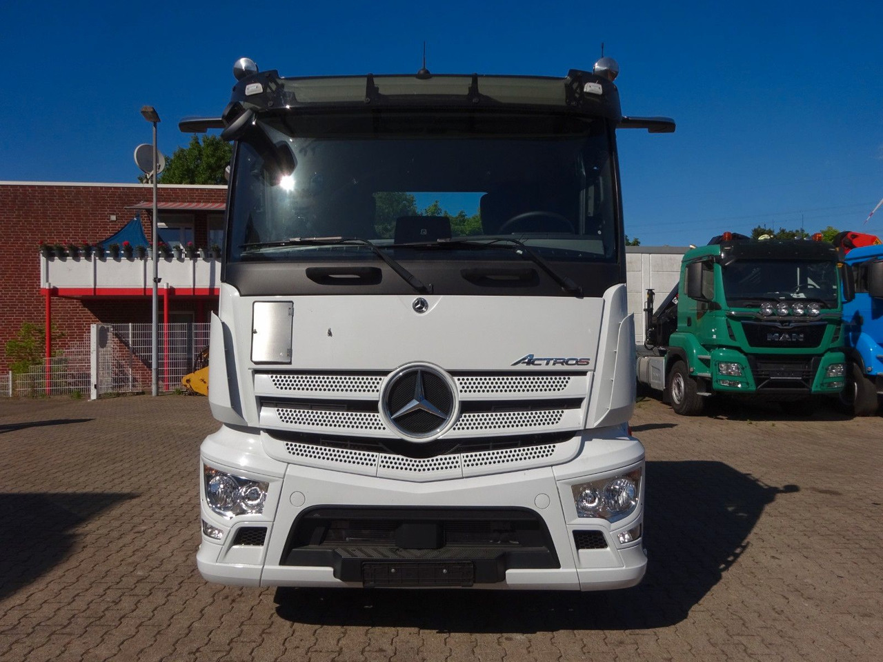 Mercedes-Benz 1840 Actros Absetzkipper NEUFAHRZEUG mit 1645 km - 翻斗车:图5 Mercedes-Benz 1840 Actros Absetzkipper NEUFAHRZEUG mit 1645 km - 翻斗车:图5