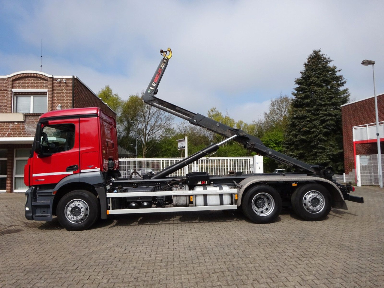 Mercedes-Benz 2532 Antos Multilift Abroller+Lift-Lenkachse6x2 - 吊钩升降车:图5 Mercedes-Benz 2532 Antos Multilift Abroller+Lift-Lenkachse6x2 - 吊钩升降车:图5
