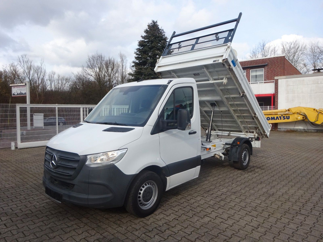 Mercedes-Benz 314 CDI Sprinter MEILLER 3Skipper 4x2 - 翻斗货车:图2 Mercedes-Benz 314 CDI Sprinter MEILLER 3Skipper 4x2 - 翻斗货车:图2