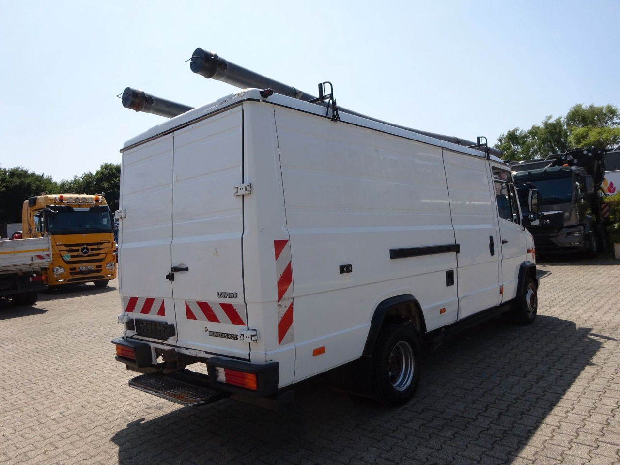 Mercedes-Benz 613D Vario Kasten 4x2 - 无侧窗厢式货车:图5 Mercedes-Benz 613D Vario Kasten 4x2 - 无侧窗厢式货车:图5