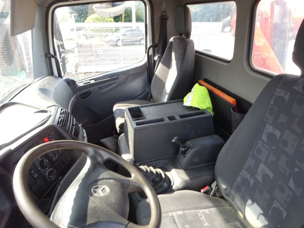 翻斗货车 Mercedes-Benz 818 Atego MEILLER 3Skipper + Terex 36.2 Kran 4x2:图19 翻斗货车 Mercedes-Benz 818 Atego MEILLER 3Skipper + Terex 36.2 Kran 4x2:图19