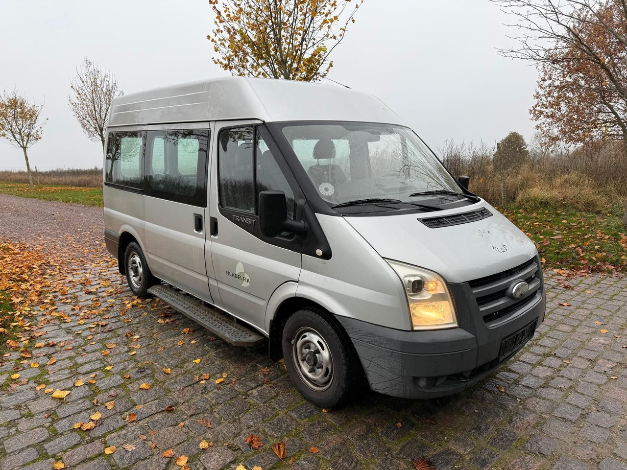 Ford Transit Kombi FT 300 High+Long *Handycap Lift* - 小型客车:图1 Ford Transit Kombi FT 300 High+Long *Handycap Lift* - 小型客车:图1
