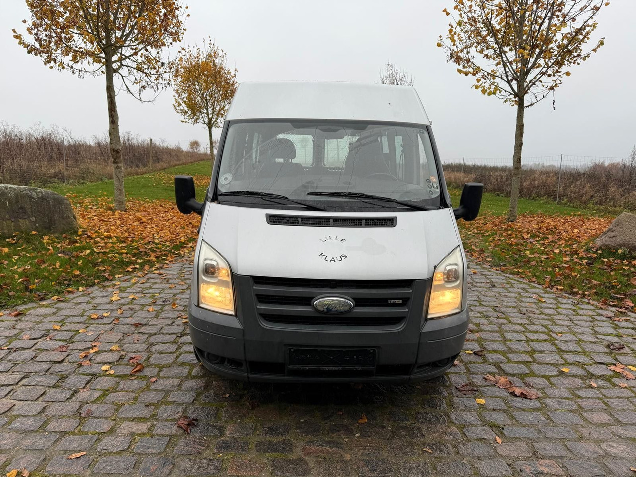 Ford Transit Kombi FT 300 High+Long *Handycap Lift* - 小型客车:图2 Ford Transit Kombi FT 300 High+Long *Handycap Lift* - 小型客车:图2