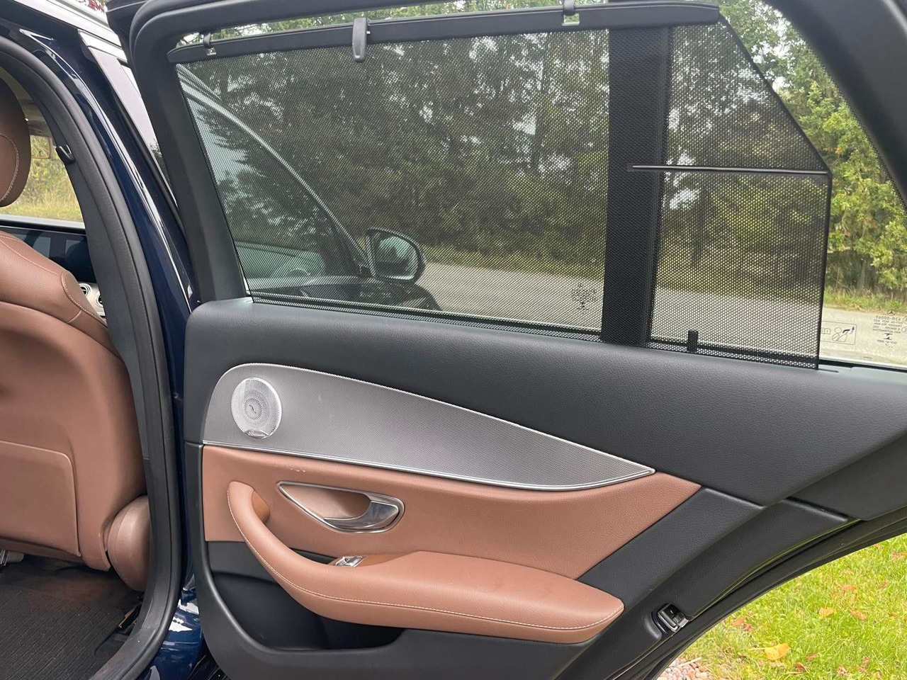 旅行车 Mercedes-Benz E 220 T-Modell E 220 d *4Matic*：图18