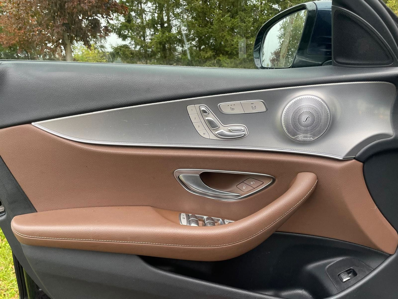 旅行车 Mercedes-Benz E 220 T-Modell E 220 d *4Matic*：图12