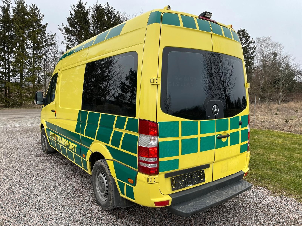 Mercedes-Benz Sprinter II Kasten 316 CDI Ambulance * - 救护车:图3 Mercedes-Benz Sprinter II Kasten 316 CDI Ambulance * - 救护车:图3