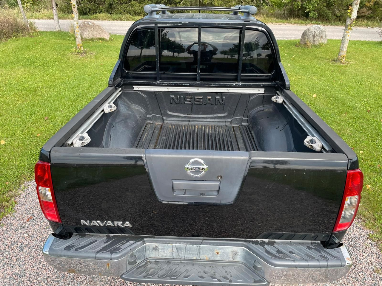 Nissan Navara Pickup Double Cab LE V6 4x4 LB - 越野车:图5 Nissan Navara Pickup Double Cab LE V6 4x4 LB - 越野车:图5