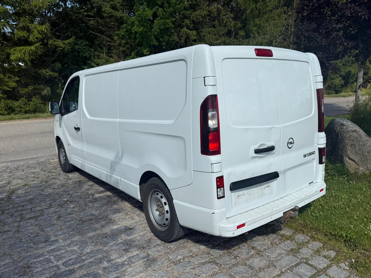 Opel Vivaro 1.6 cdti BiTurbo LANG *6000€ netto - 紧凑型面包车:图3 Opel Vivaro 1.6 cdti BiTurbo LANG *6000€ netto - 紧凑型面包车:图3