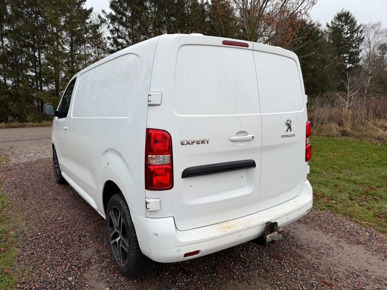 Peugeot Expert Kasten Premium L2 - 紧凑型面包车:图3 Peugeot Expert Kasten Premium L2 - 紧凑型面包车:图3