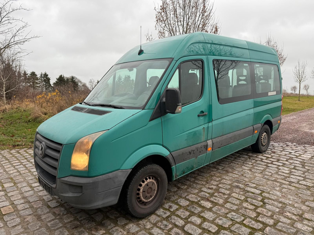 Volkswagen Crafter Kombi L2H2 * 9 Seats + Lift* - 小型客车:图1 Volkswagen Crafter Kombi L2H2 * 9 Seats + Lift* - 小型客车:图1