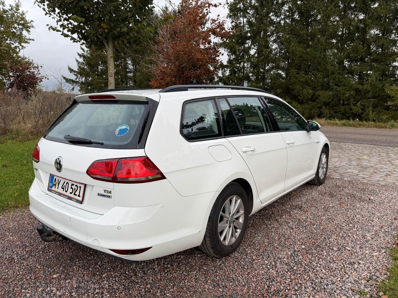 Volkswagen Golf VII Trendline BlueMotion - 旅行车:图4 Volkswagen Golf VII Trendline BlueMotion - 旅行车:图4
