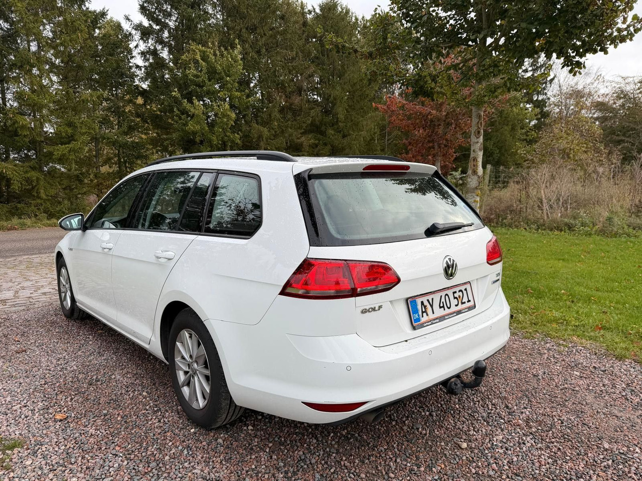 Volkswagen Golf VII Trendline BlueMotion - 旅行车:图3 Volkswagen Golf VII Trendline BlueMotion - 旅行车:图3