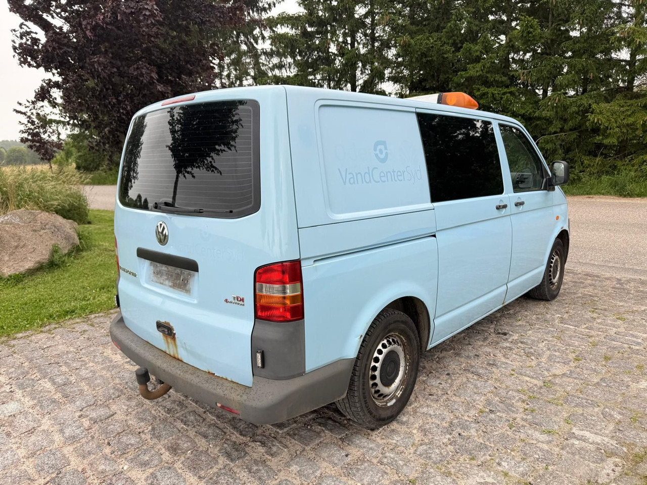Volkswagen T5 Transporter 2.5 TDI 4Motion *Klima *4x4 - 紧凑型面包车:图4 Volkswagen T5 Transporter 2.5 TDI 4Motion *Klima *4x4 - 紧凑型面包车:图4