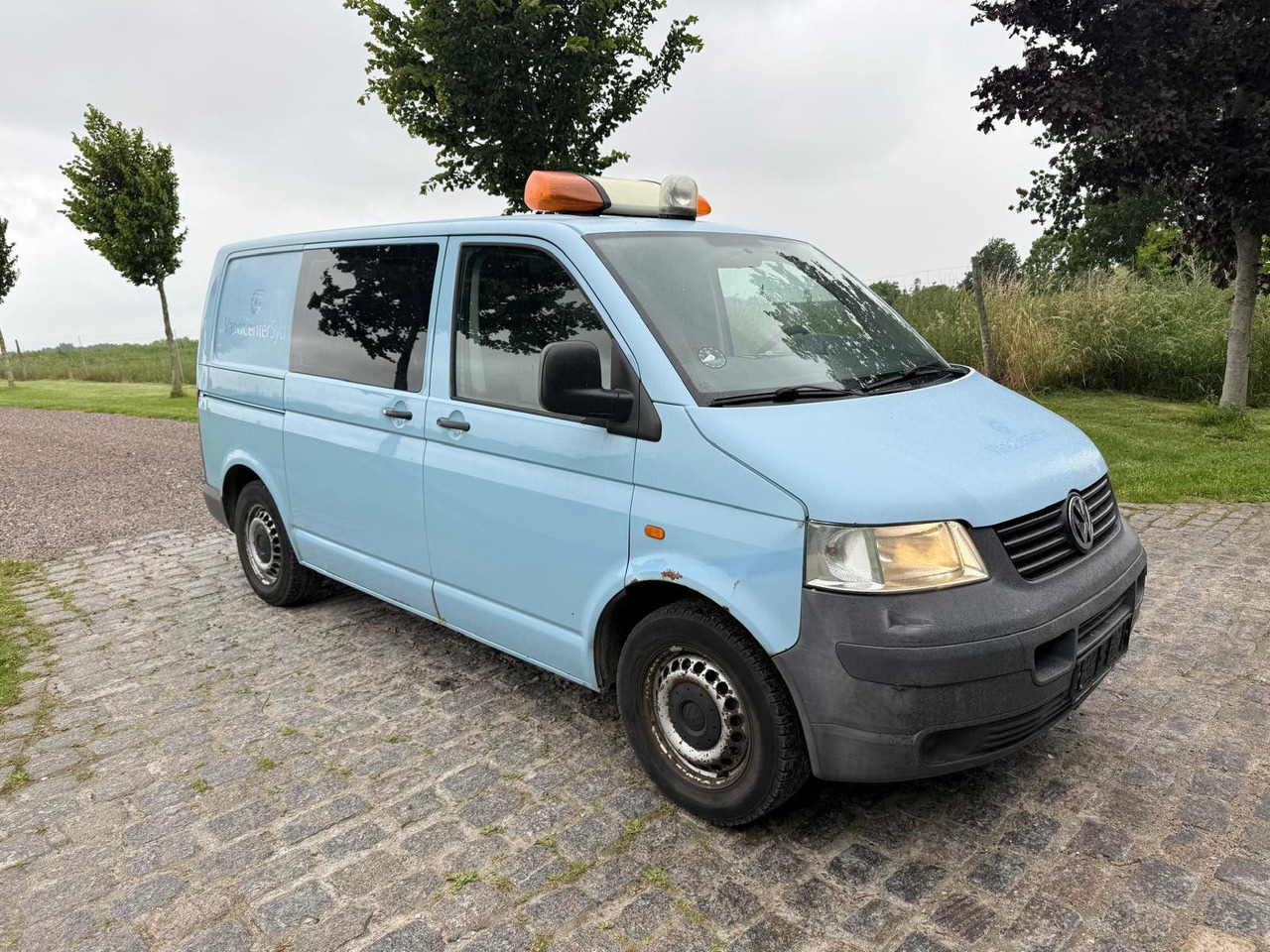 Volkswagen T5 Transporter 2.5 TDI 4Motion *Klima *4x4 - 紧凑型面包车:图1 Volkswagen T5 Transporter 2.5 TDI 4Motion *Klima *4x4 - 紧凑型面包车:图1