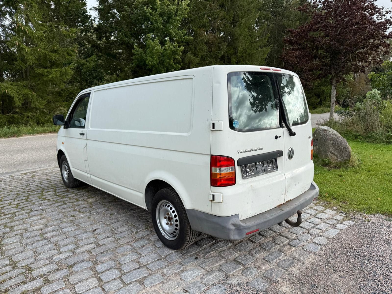 Volkswagen T5 Transporter 2.5 TDI Kasten lang - 紧凑型面包车:图3 Volkswagen T5 Transporter 2.5 TDI Kasten lang - 紧凑型面包车:图3