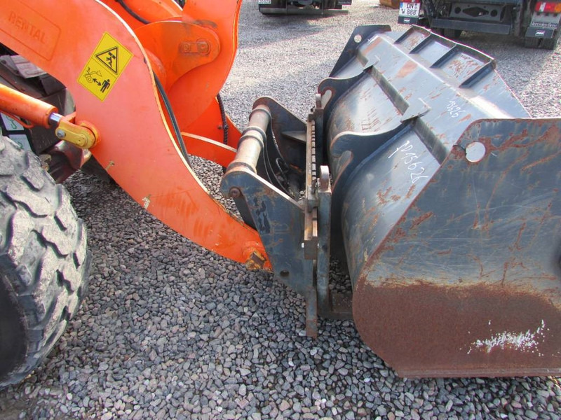 Komatsu WA 100 M-7 Radlader 29.000 EUR - 轮式装载机:图5 Komatsu WA 100 M-7 Radlader 29.000 EUR - 轮式装载机:图5