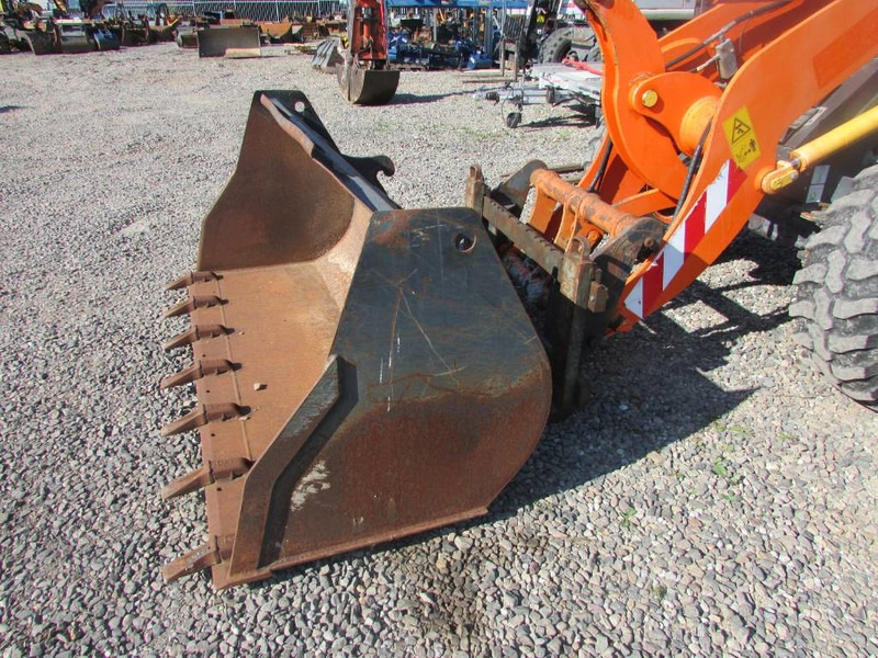 Komatsu WA 100 M-7 Radlader 31.000 EUR - 轮式装载机:图2 Komatsu WA 100 M-7 Radlader 31.000 EUR - 轮式装载机:图2