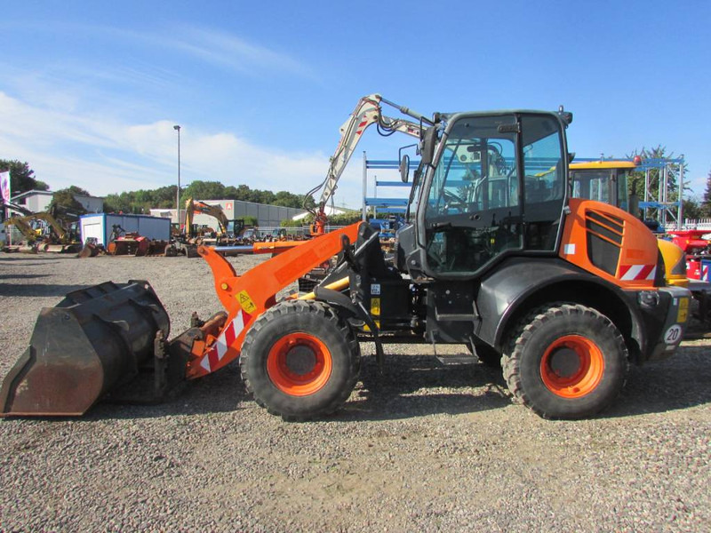 Komatsu WA 100 M-7 Radlader 31.000 EUR - 轮式装载机:图1 Komatsu WA 100 M-7 Radlader 31.000 EUR - 轮式装载机:图1