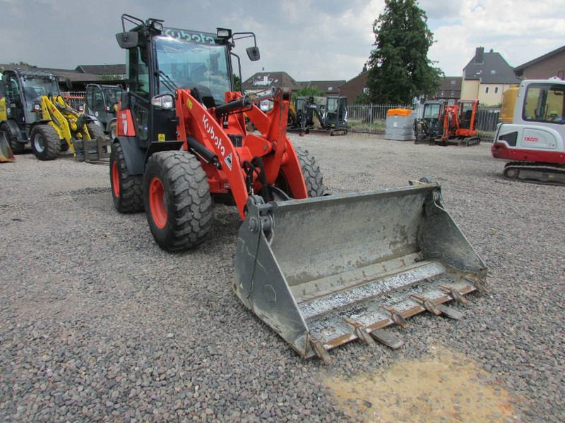 Kubota R 065 Radlader 31.000 EUR - 轮式装载机:图4 Kubota R 065 Radlader 31.000 EUR - 轮式装载机:图4