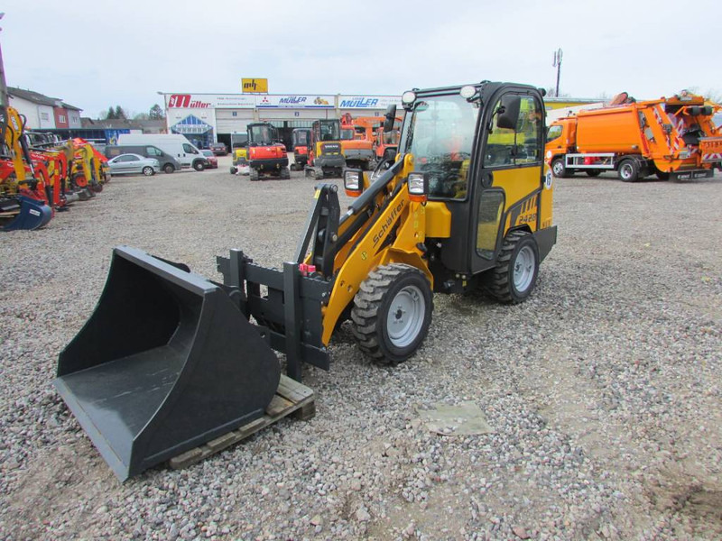 Schäffer 2428 SLT Schmalspur Radlader 32.500 Schaeffer - 紧凑型轨道装载机:图1 Schäffer 2428 SLT Schmalspur Radlader 32.500 Schaeffer - 紧凑型轨道装载机:图1