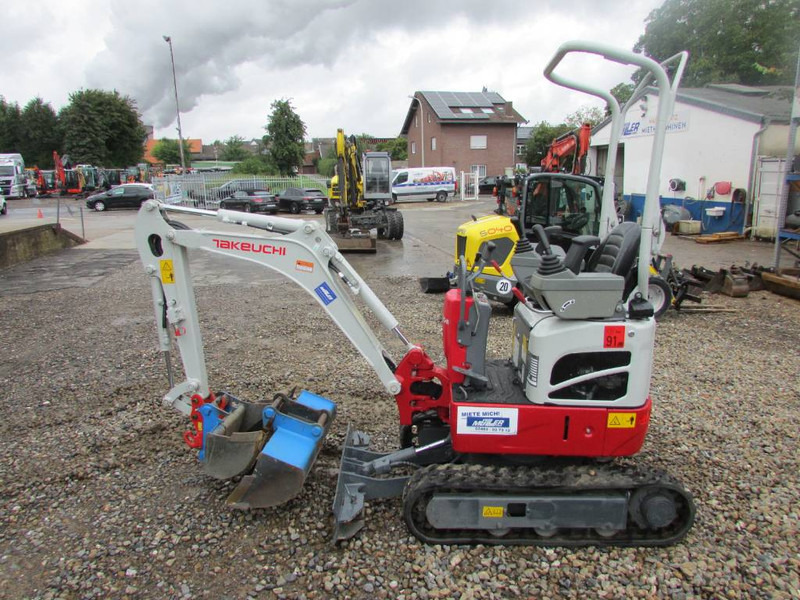 Takeuchi TB 210 R Minibagger 18.000 EUR - 小型挖掘机:图1 Takeuchi TB 210 R Minibagger 18.000 EUR - 小型挖掘机:图1