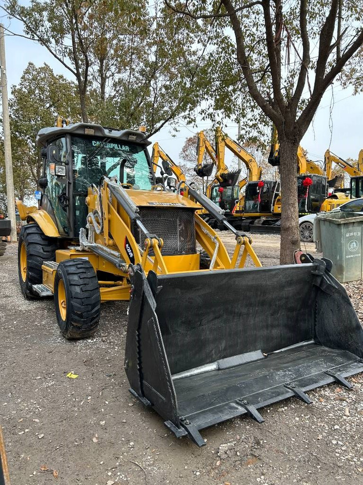 CAT 420F - 反铲装载机:图2 CAT 420F - 反铲装载机:图2