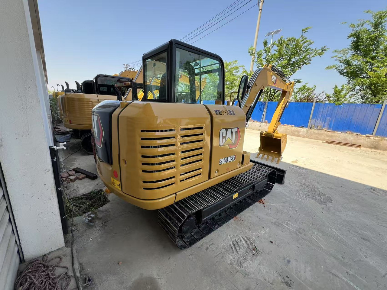 CATERPILLAR 305.5E2 - 小型挖掘机:图2 CATERPILLAR 305.5E2 - 小型挖掘机:图2