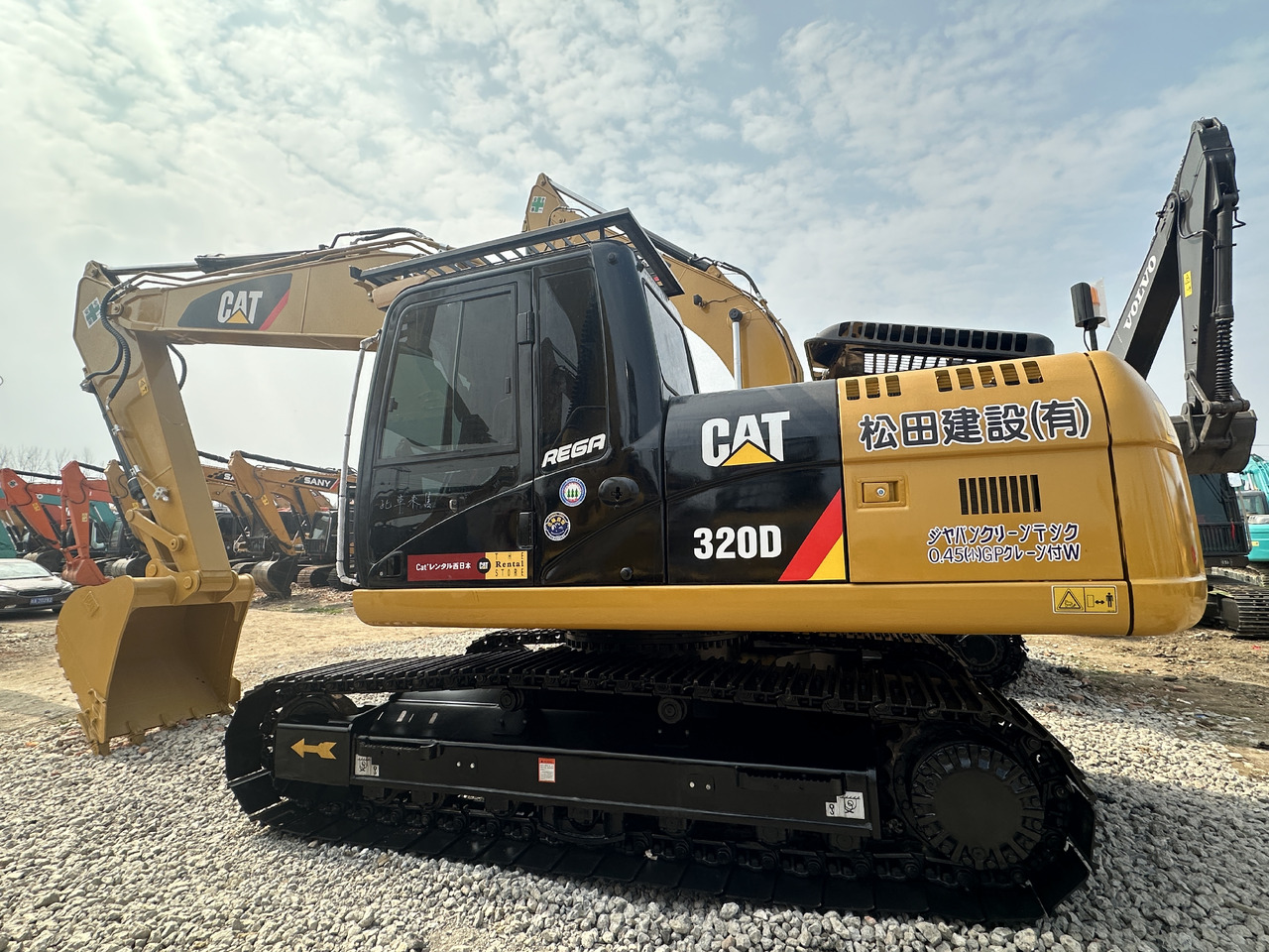 CATERPILLAR 320D2 - 轮式挖掘机:图1 CATERPILLAR 320D2 - 轮式挖掘机:图1
