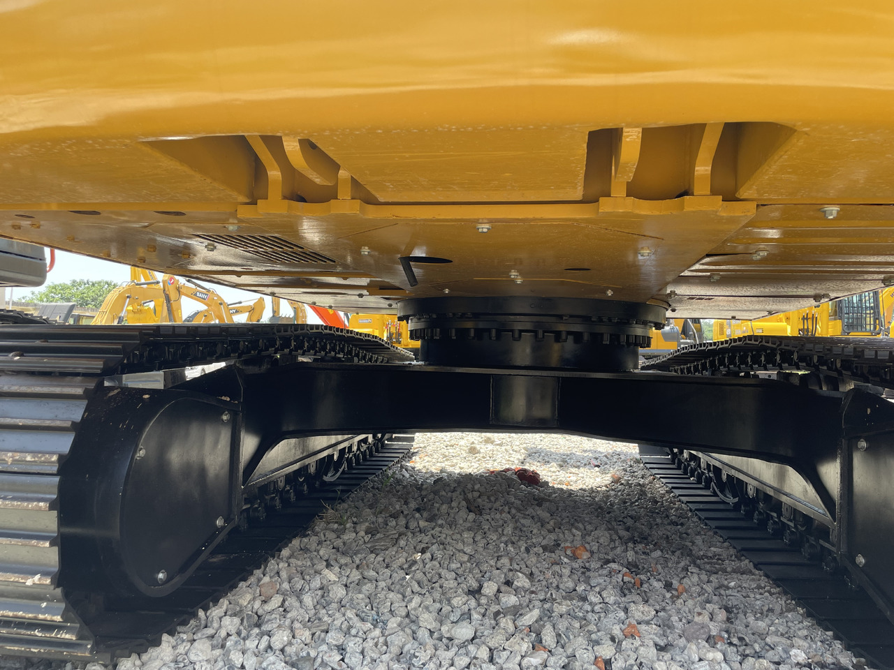 CATERPILLAR 323D2 - 履带式挖掘机:图4 CATERPILLAR 323D2 - 履带式挖掘机:图4