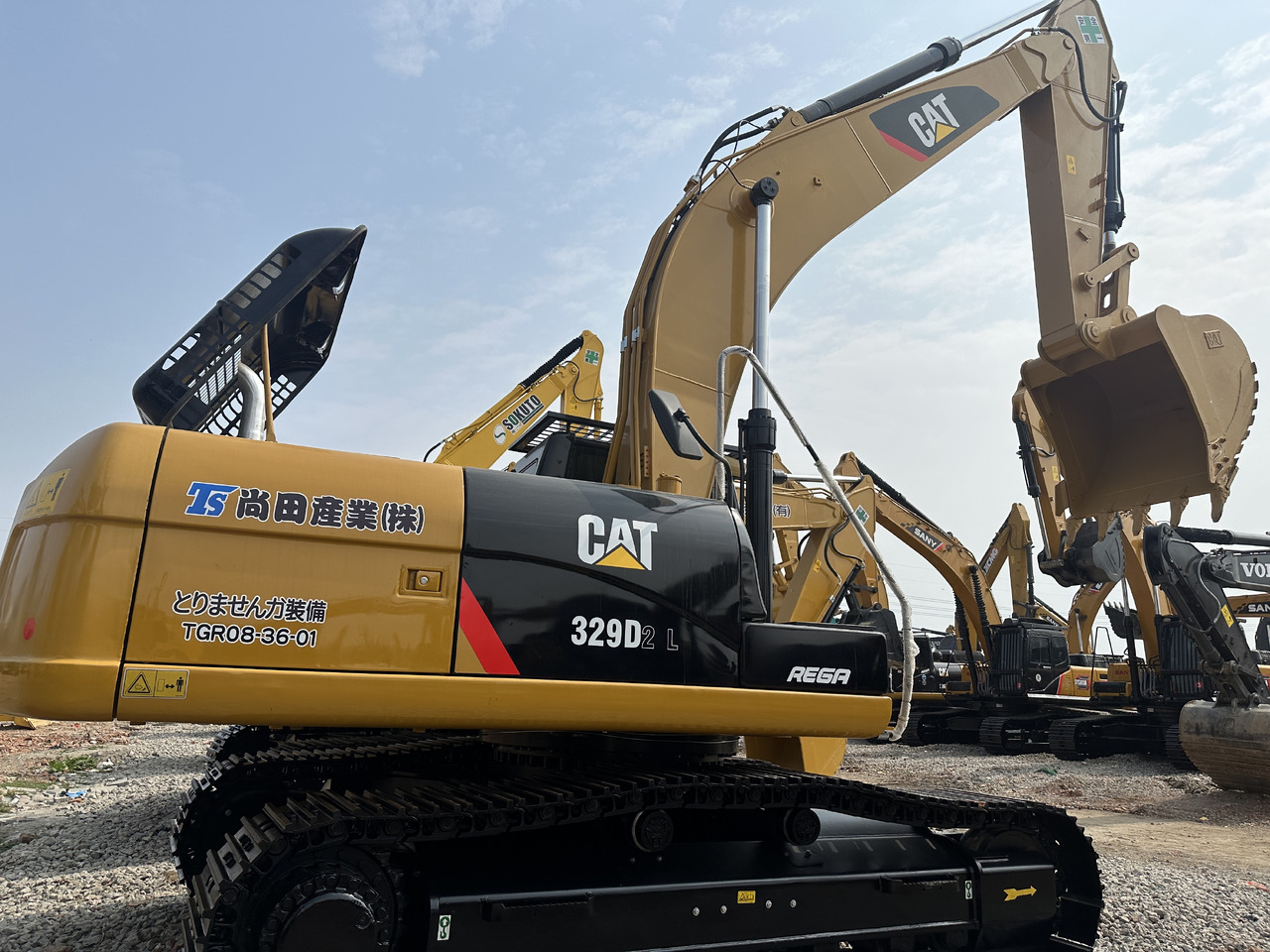 CATERPILLAR 329D2L - 履带式挖掘机:图1 CATERPILLAR 329D2L - 履带式挖掘机:图1
