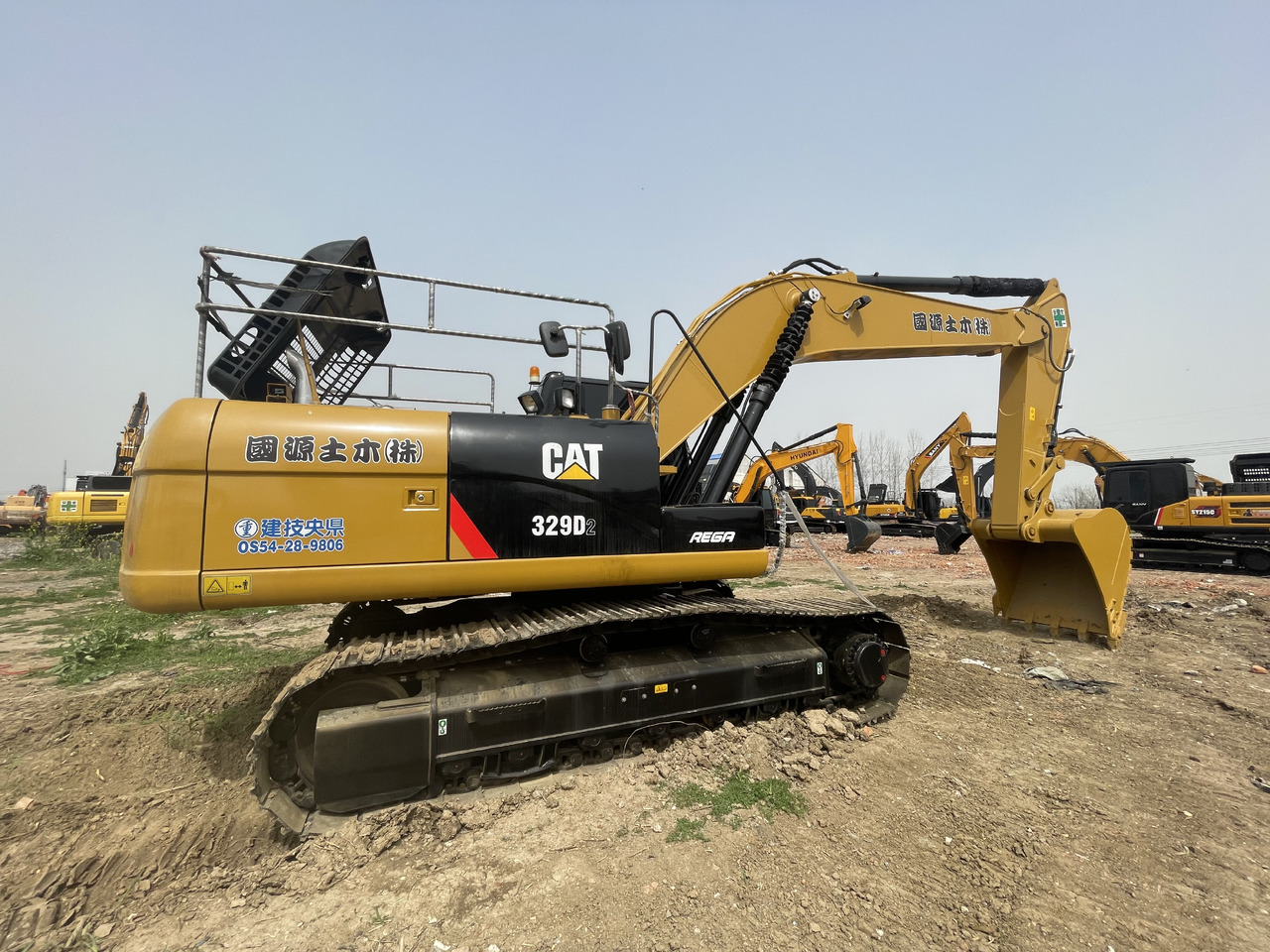 CATERPILLAR 329D2 - 履带式挖掘机:图2 CATERPILLAR 329D2 - 履带式挖掘机:图2