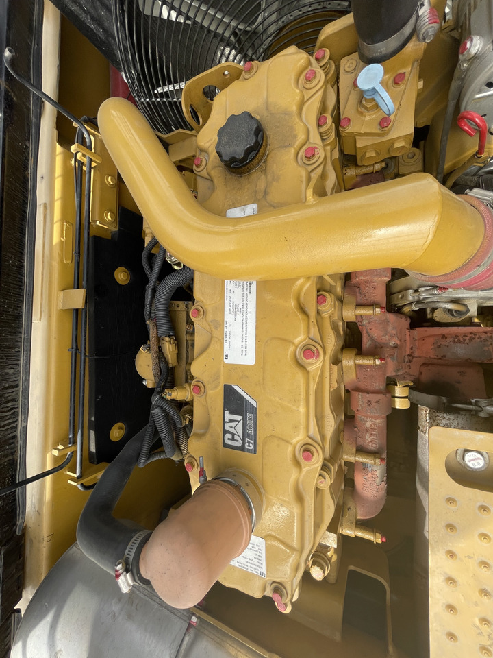 CATERPILLAR 329D2 - 履带式挖掘机:图3 CATERPILLAR 329D2 - 履带式挖掘机:图3