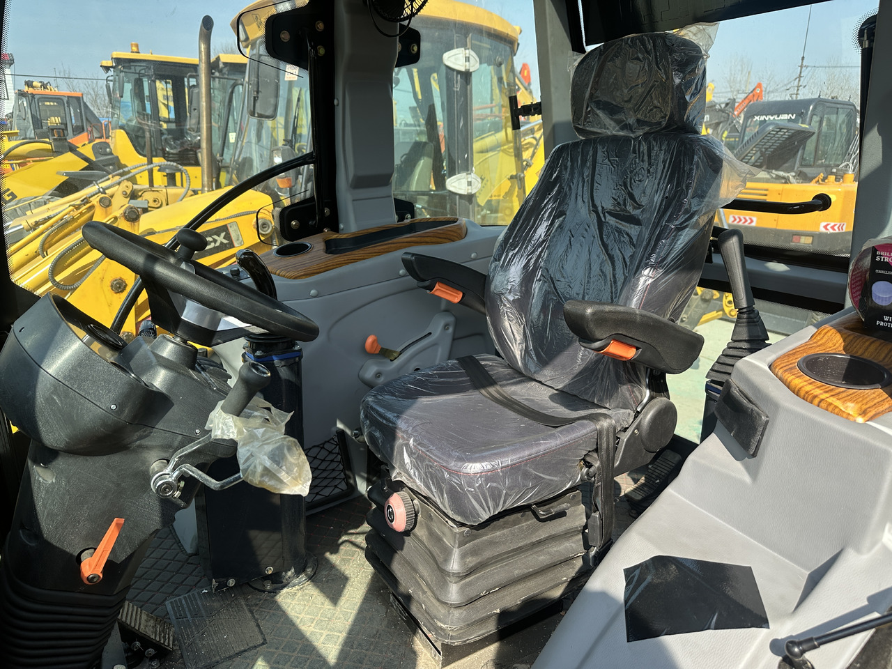 反铲装载机 CATERPILLAR 420F:图13 反铲装载机 CATERPILLAR 420F:图13